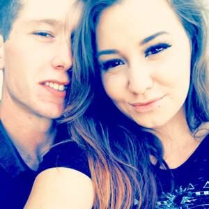 Meet your Posher, Demi